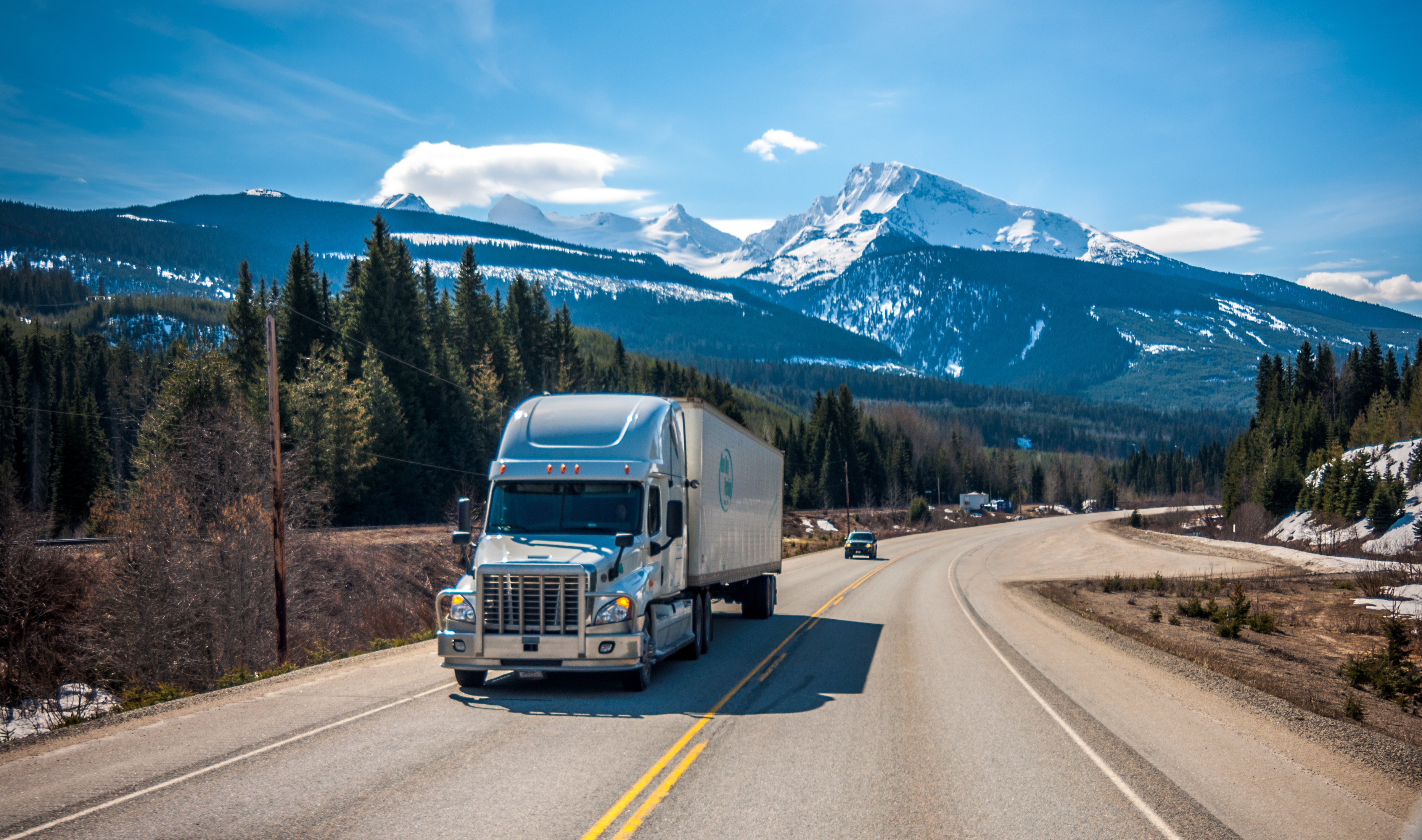 How Much Do Long Haul Truckers Make In Canada